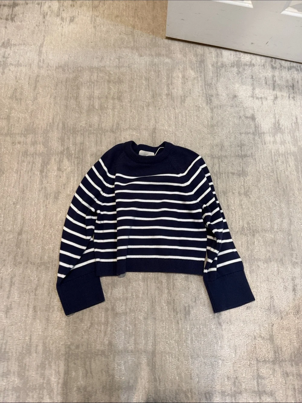 Leallo Women's Navy Knit Crewneck Sweater